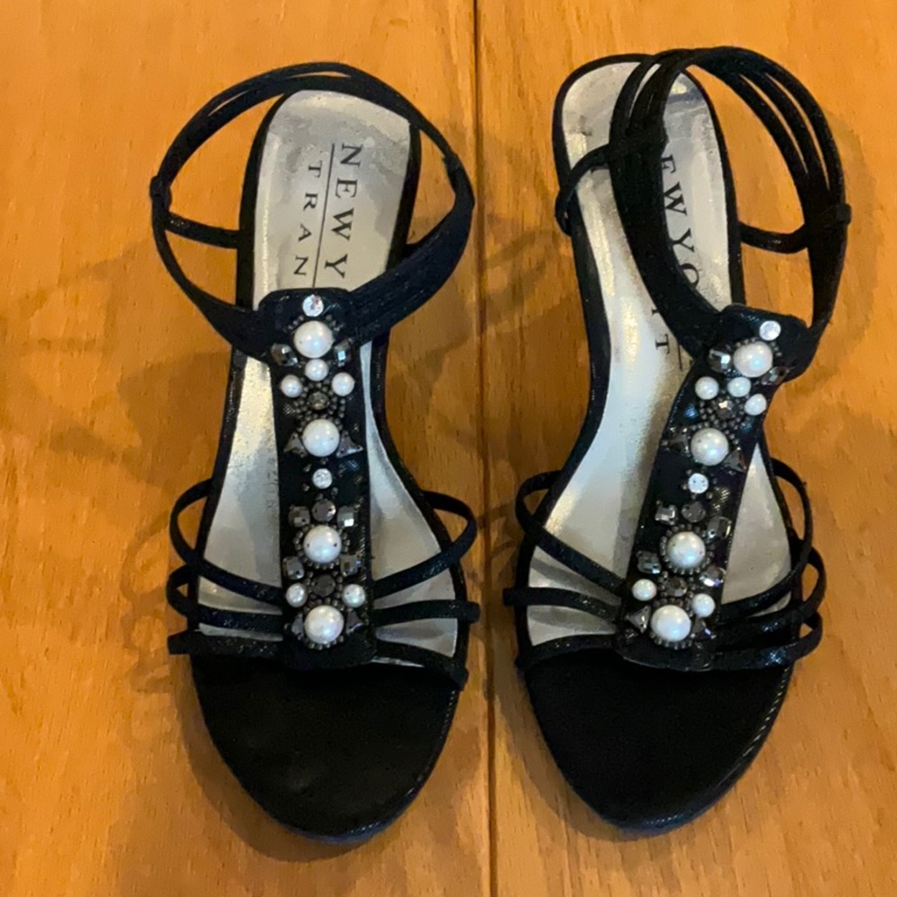 NWOT: Black with pearl and bead embellishment slip on sandal with small …